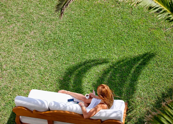 Mrs Chryssana Beach Hotel (Adults Only)