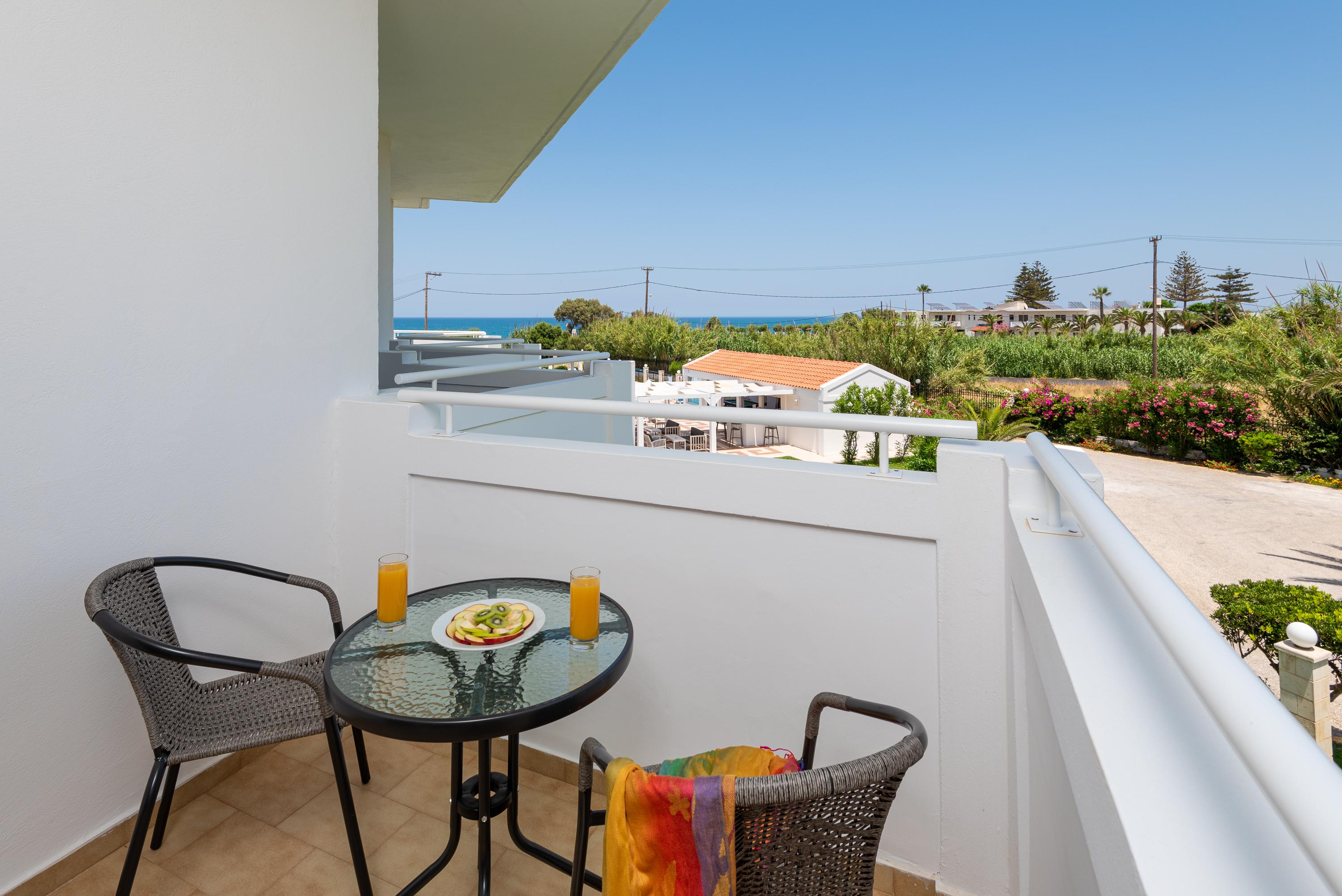 Mrs Chryssana (adults Only) 3* קולימברי